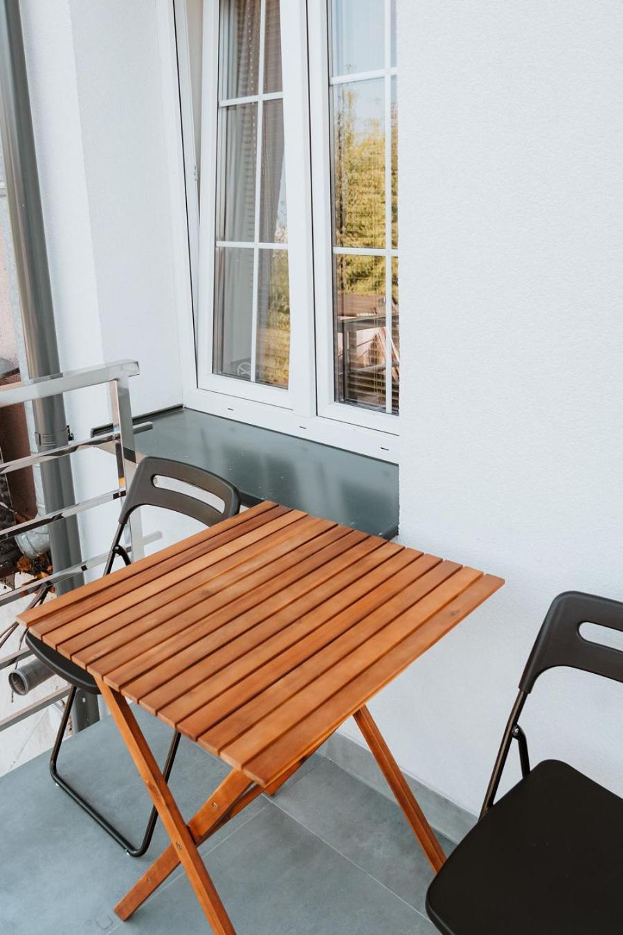 Noclegi Przy Stacji Nowy Dwor Mazowiecki Exterior photo